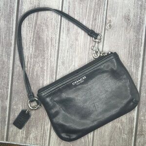 COACH VTG Leather Wristlet Clutch Pouch Bag Black w/ Silver Hardware Vintage